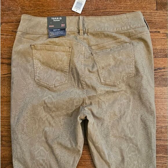 NWT Torrid high rise animal print jegging sz 20 with 31" inseam - Picture 5 of 6